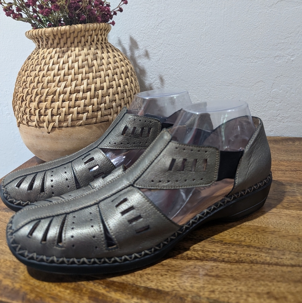 Remonte Women's US11.5EU42 "Dorndorf" Metallic Bronze Laser Cut Athleisure Shoes